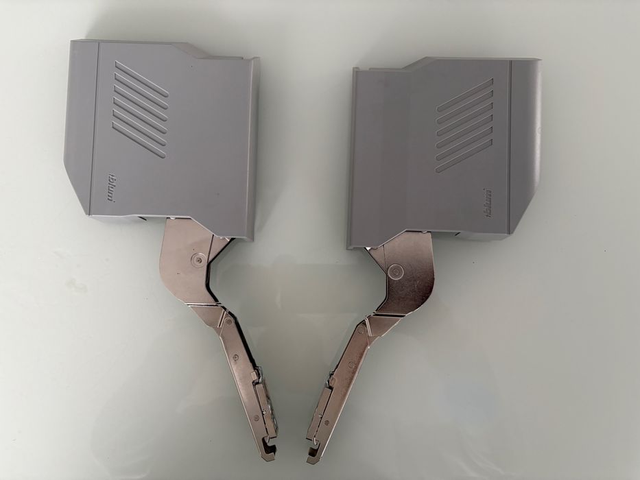 Podnosnik Blum Aventos HK-S do frontow szafek