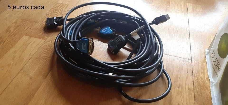 5 cabos HDMI VGA -  3 cabos de 3m, 3,80m e pequeno e outros cabos64409451443331121