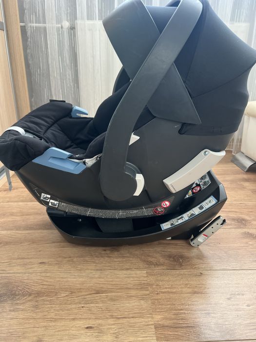 Автокрісло Cybex  Aton 5 з базою Isofix
