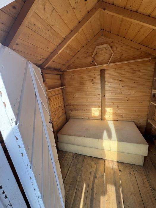 Domek dla dzieci na drzewie duzy