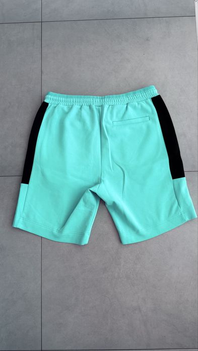 Hugo Boss spodenki męskie xl stan jak nowe