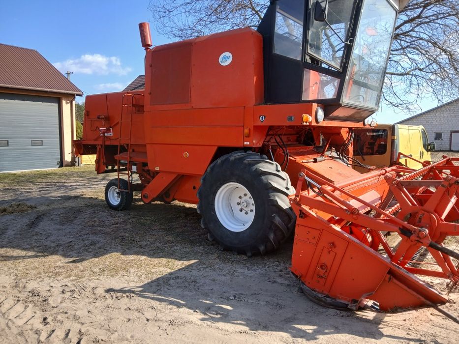 Kombajn Bizon Z056