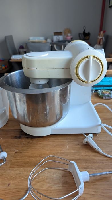 Robot kuchenny Bosch MUM4675EU bogate wyposażenie