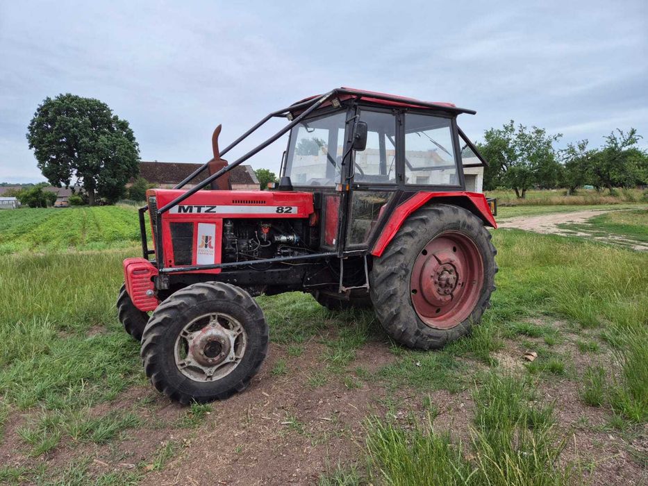 Ciągnik rolniczy MTZ 82