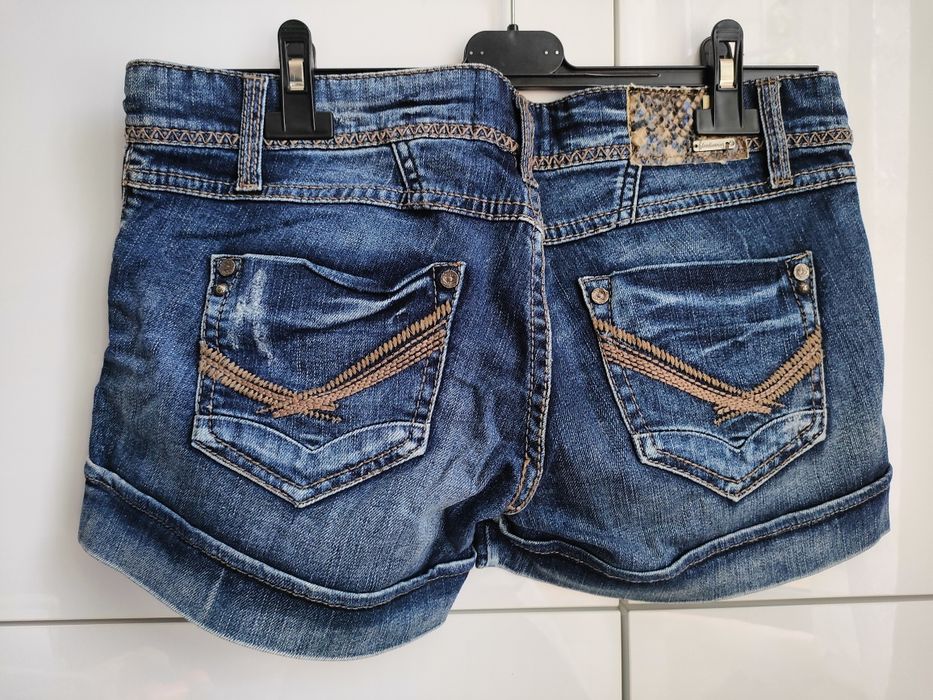 Spodenki krótkie Stradivarius 40