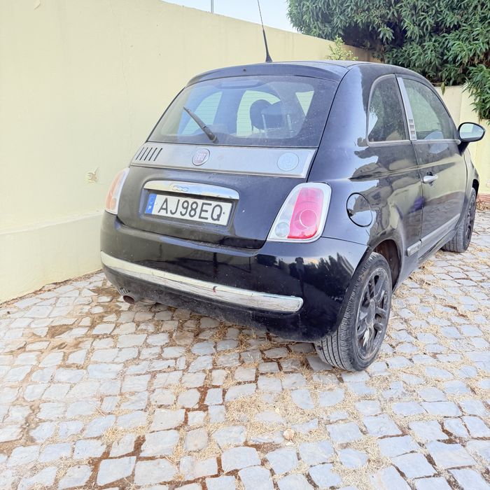Fiat 500 with engine problem513186681271756802