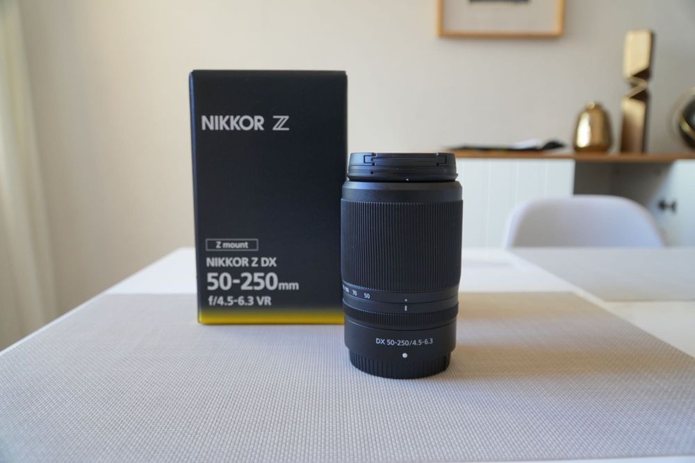 Objetiva NIKON 50-250mm