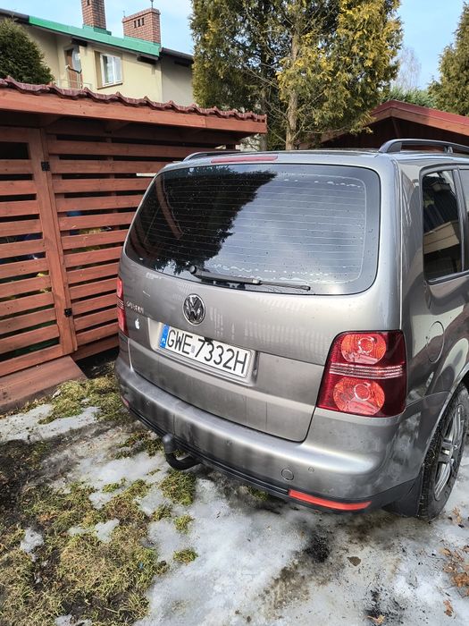 Sprzedam Volkswagen Touran 2008 7 os 1.9 TDI