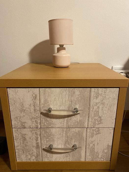 Conjunto de Quarto (cama, mesas cabeceira, secretária, estante)