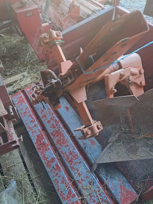 Varias alfaias agrícolas