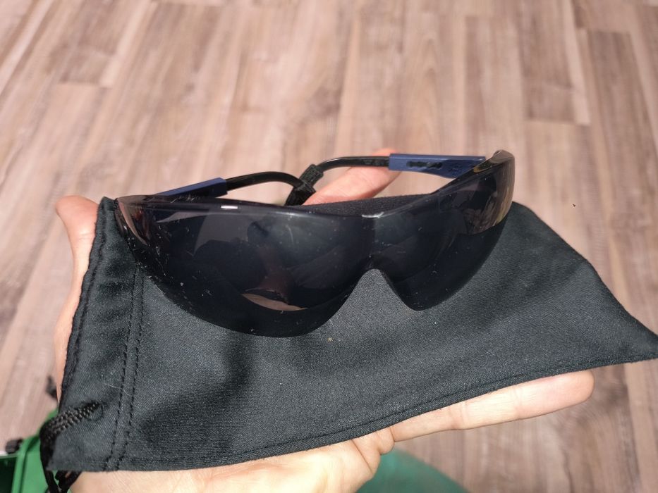 4 Pares de Óculos de Sol