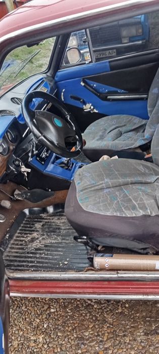 Продам ваз  2106 машина находу в