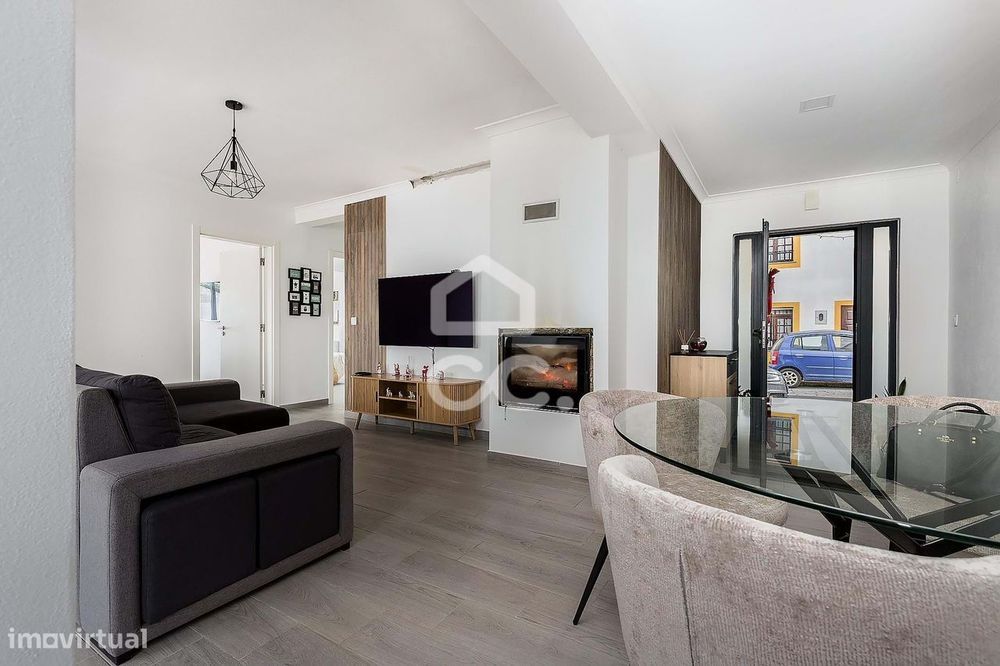 Moradia Térrea T3 com Quintal e Anexo na Senhora da Saúde em Évora