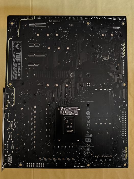 Материнська плата Asus TUF GAMING Z790-PLUS WIFI DDR5