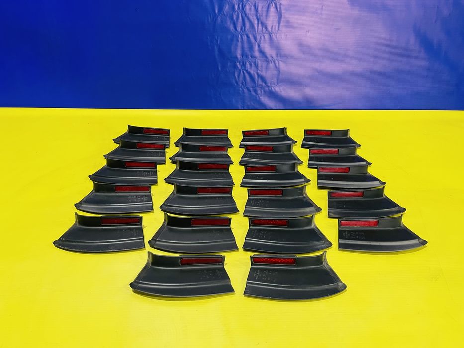 Заглушка фонаря пассат Б6 накладка на стоп passat B6 разборка vw