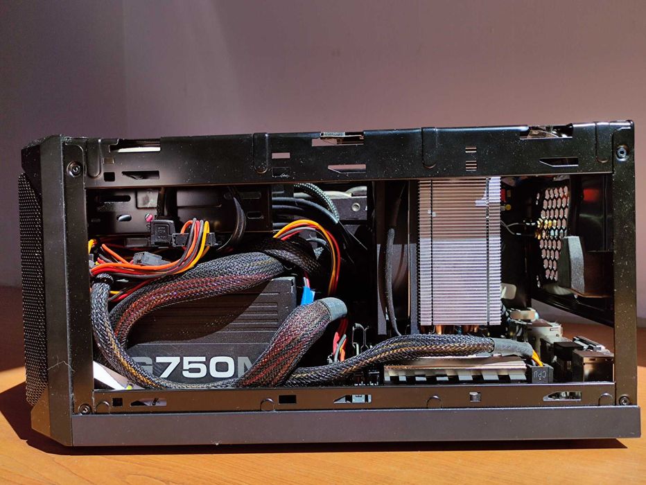 SSF | Cichy i kompaktowy PC Mini-ITX | i7-4790 | GTX 980ti | 16GB | NVMe | Format Steam Machine