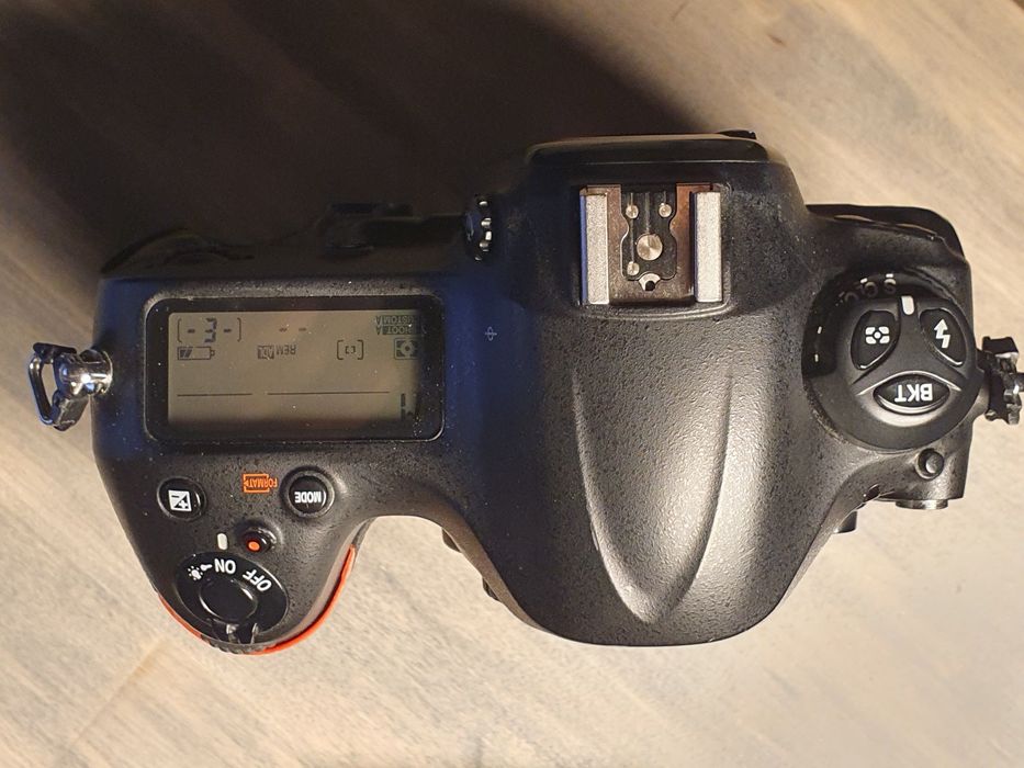 Nikon D4 body, przebieg 178 tyś.