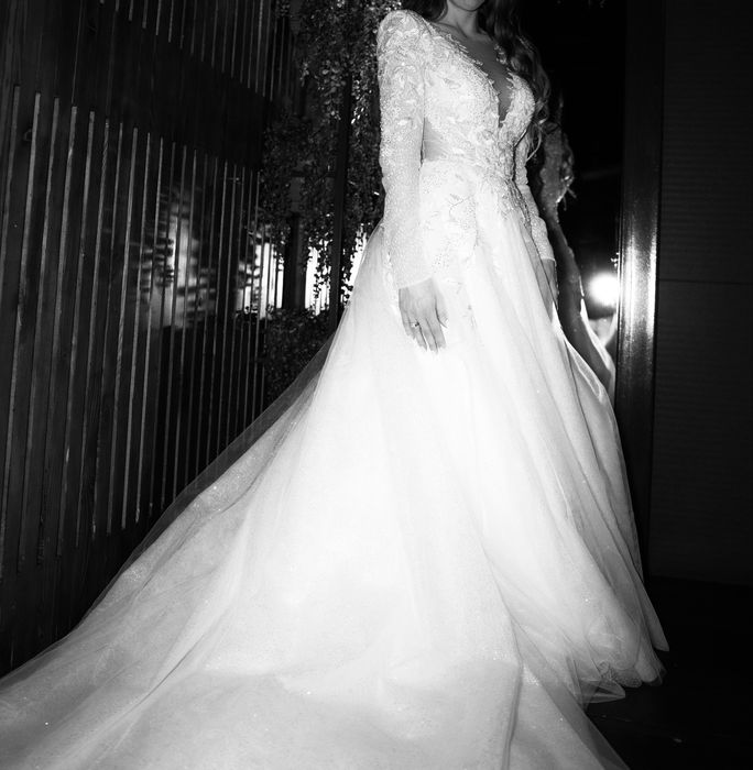 Весільна сукня Armonia зі шлейфом