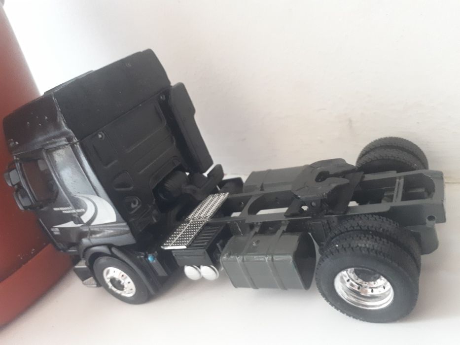 Грузовик Reno Eligor 1.43