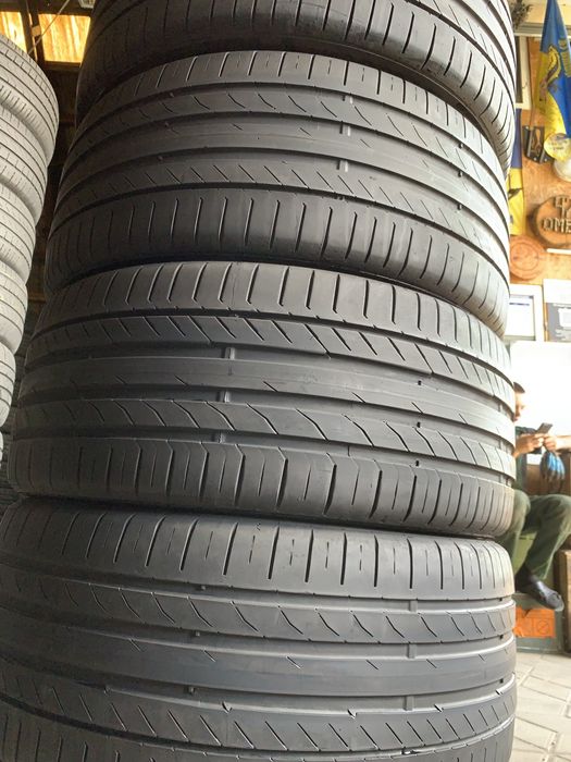 255/40R20 Continental