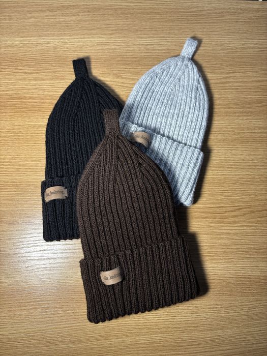 Шапка з петелькою «Піпка»