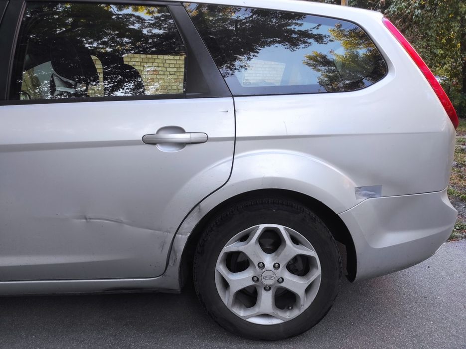 Ford Focus ll  (рестайл) універсал, 1.6 бензин. ГБО 2010 р.