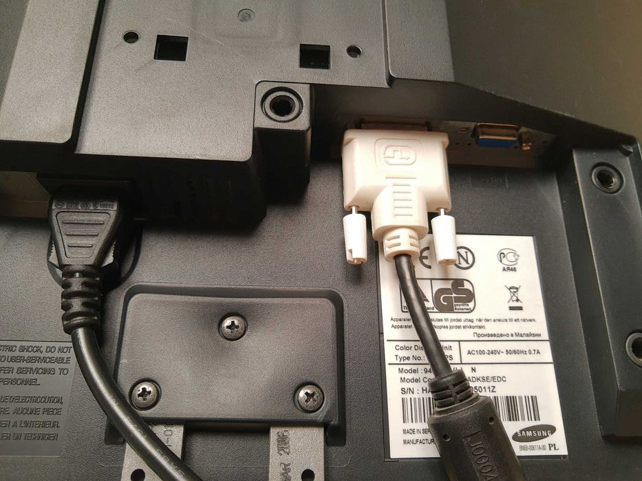 Monitor Samsung SyncMaster 940BF i Fujitsu Siemens 19 cali