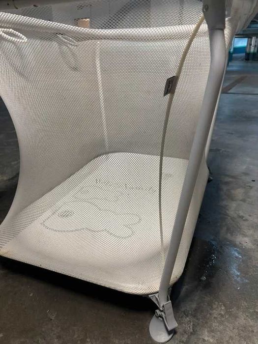Parque para bebés Brevi
