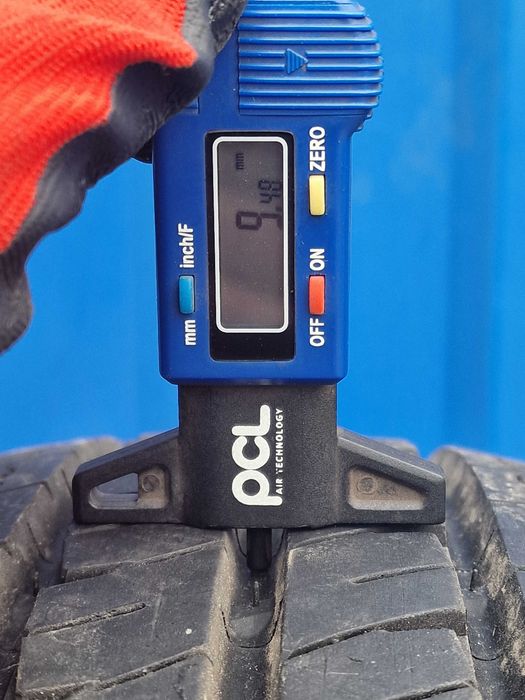 215/70R15C 109/107S Michelin Agilis