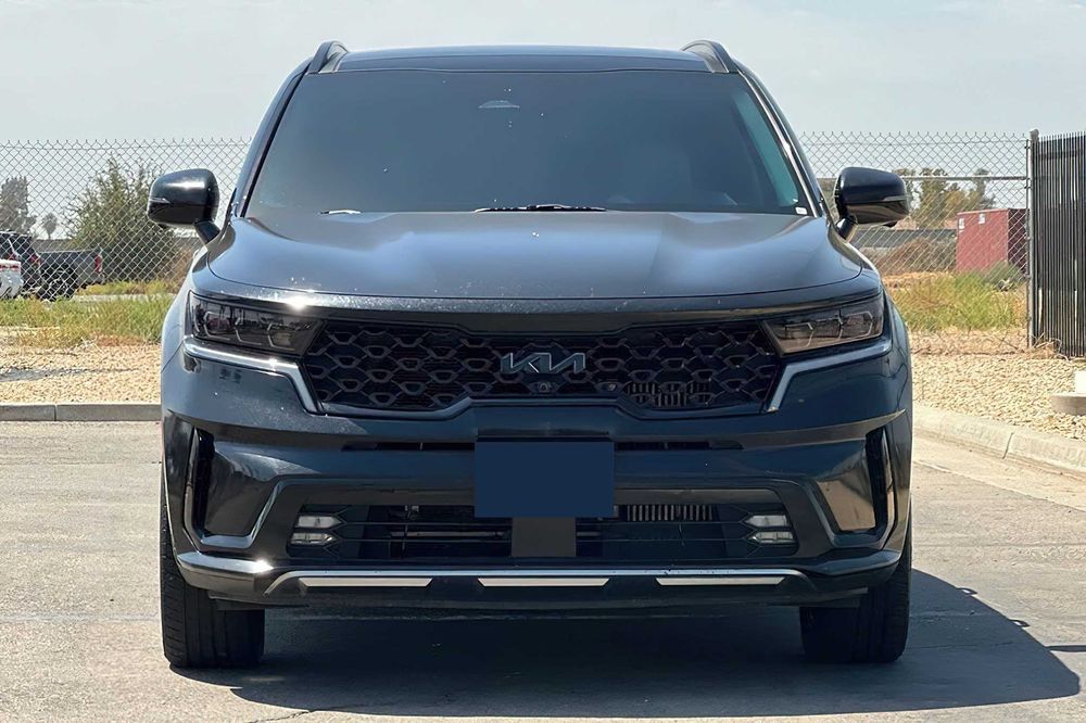 Kia Sorento Plug-In Hybrid SX      2022