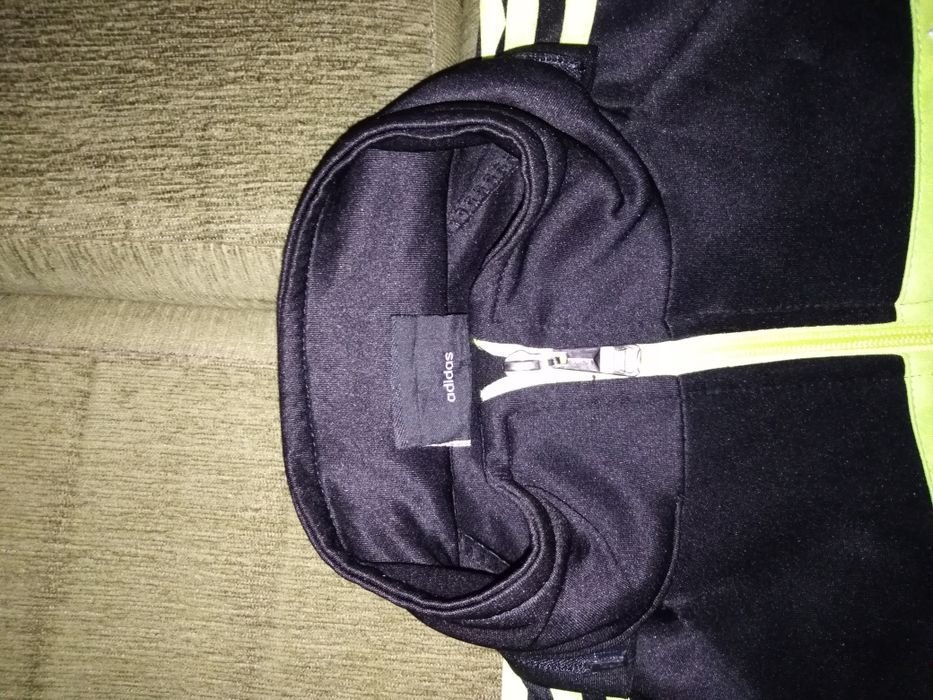 Кофта adidas на молнии