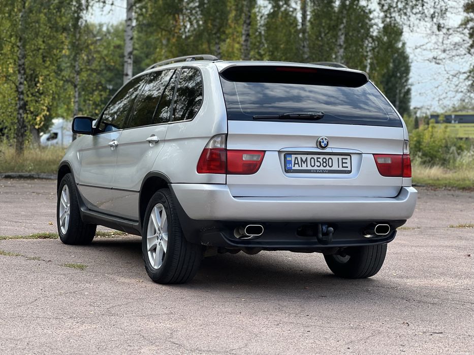 Продам BMW x5 e53
