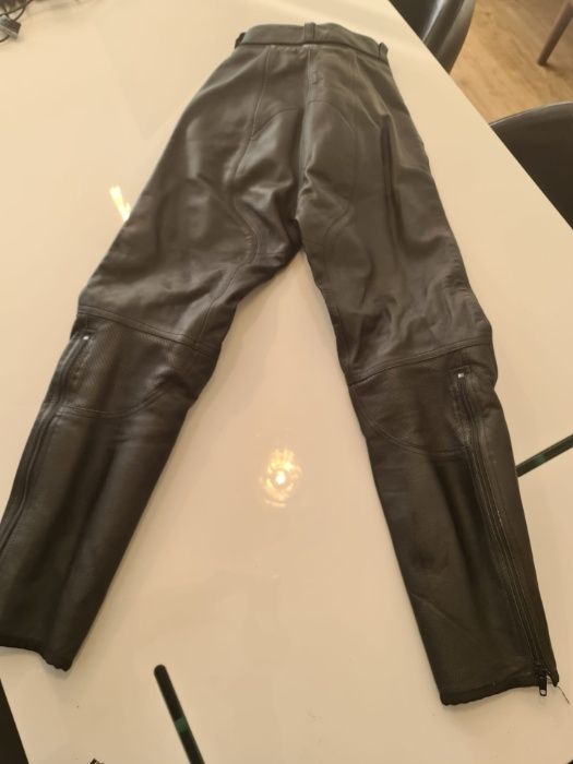 Calças Dainese em Couro Como Novas