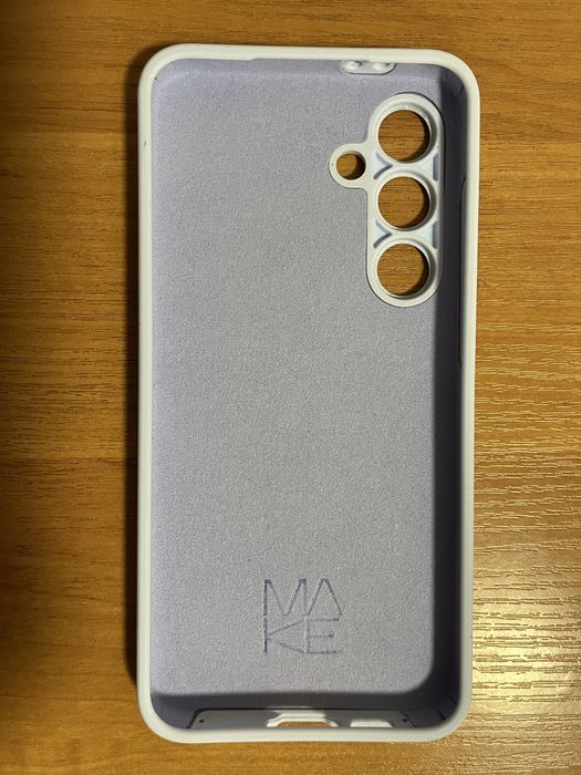 Продам новый чехол Самсунг S24FE.