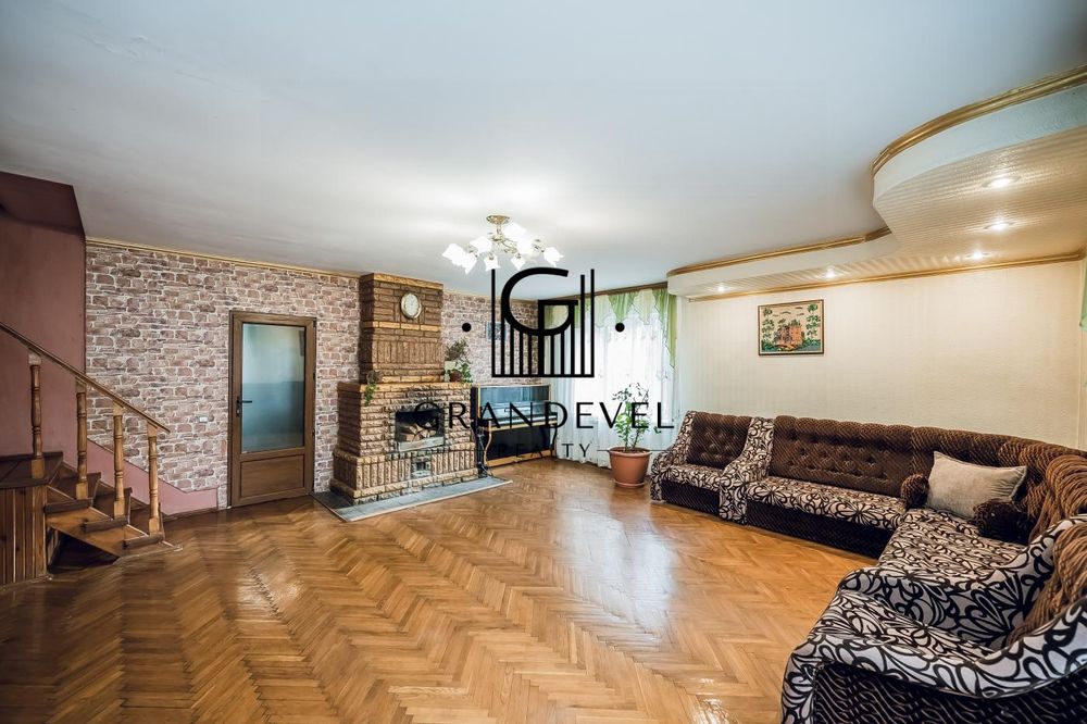 Будинок Ходосівка 185 м², 12 км Київ, сауна, баня, цоколь
