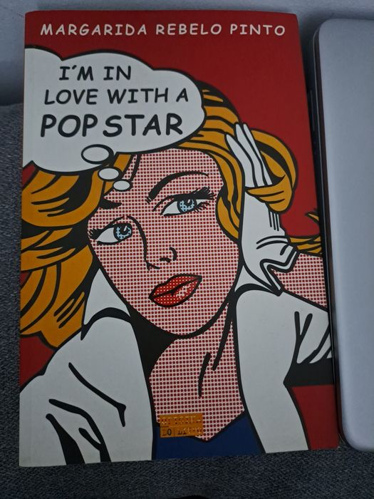 Book: I Am in Love with a Pop Star