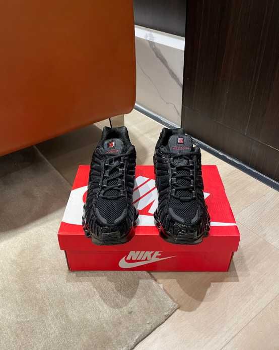 Nike Shox TL Czarne rozmiar 39 Nowe Orginalne