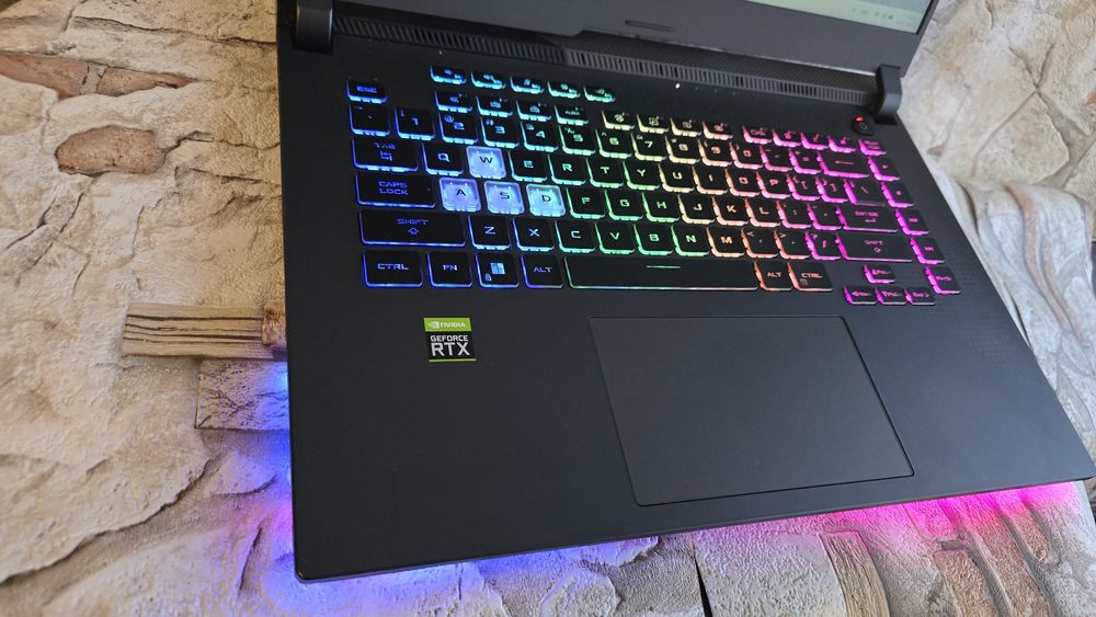 Asus rog rtx3050ti\ryzen7 5800/16ram\500ssd\