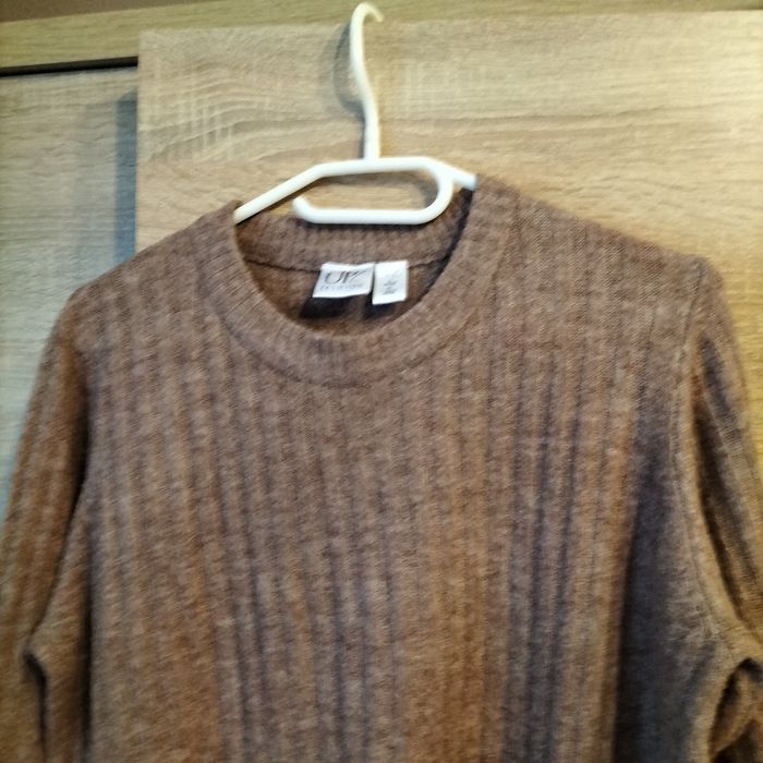 Damski sweter z włóczki roz L/ XL