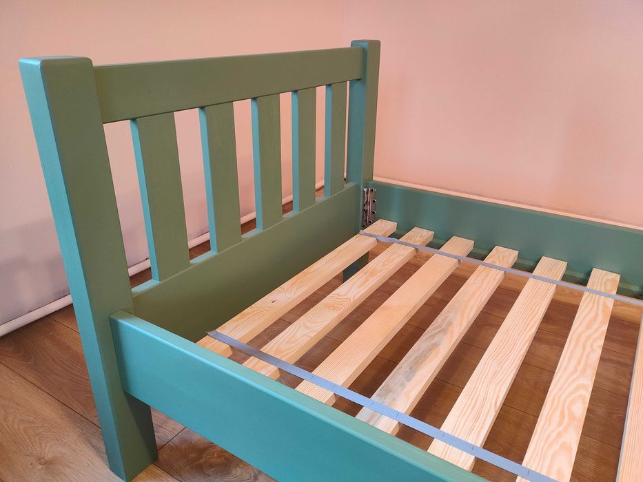 Nowe sosnowe łóżko drewniane 90x200 malowane