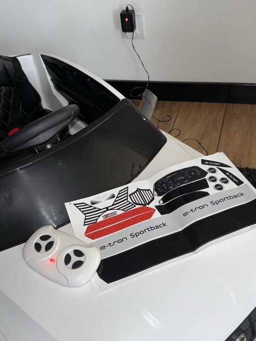 dziecięce autko na akumulator marki Audi
