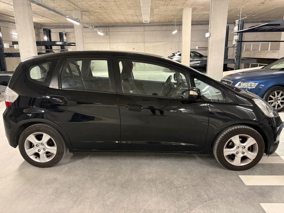 Honda Jazz 2009 em excelente estado de conservação