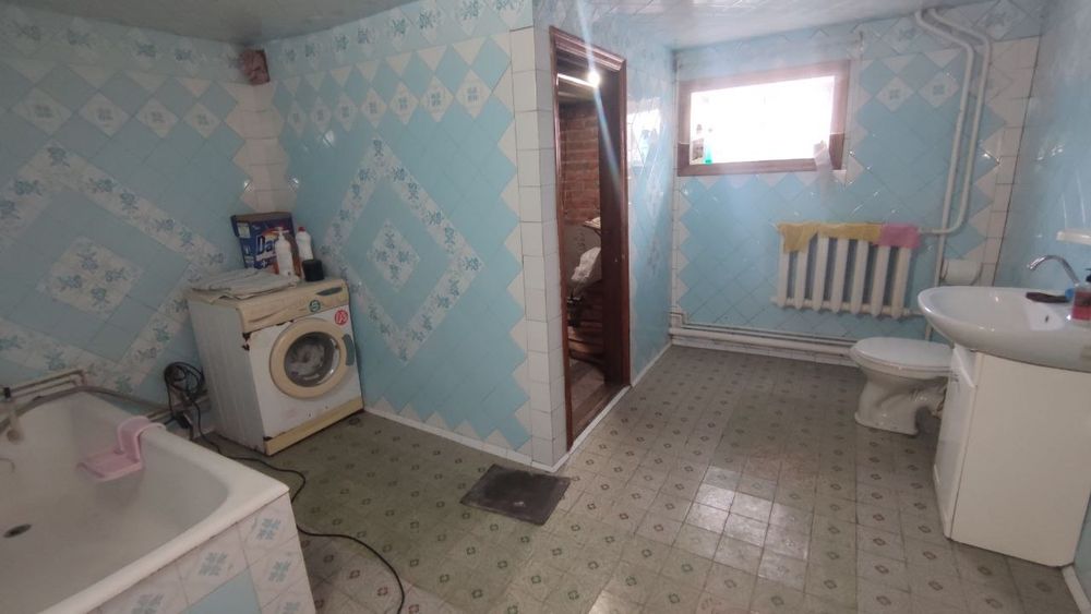 Продаж добротного цегляного будинку у с.м.т.Стрижавка, 5км від Вінниці