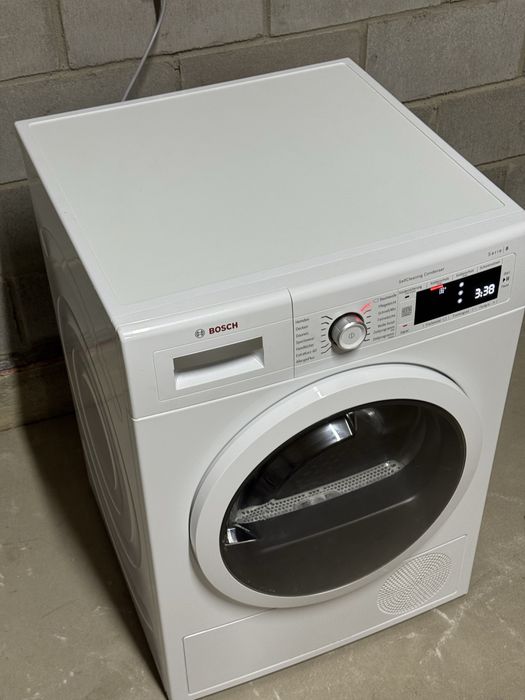 Сушильна машина Bosch WTW87541
