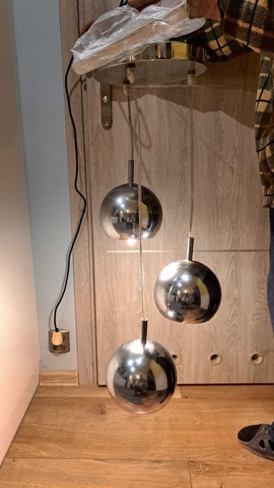 Żyrandol na trzy żarówki