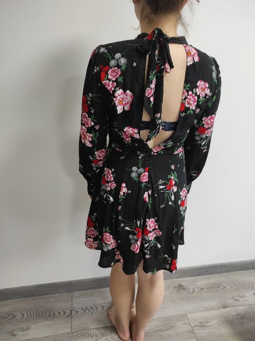 Sukienka w kwiaty, h&m, 38