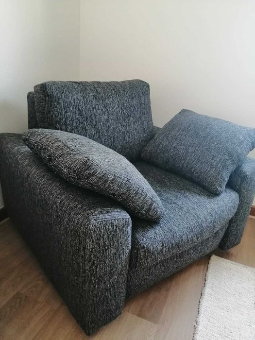 Conjunto elegante sofá & poltrona