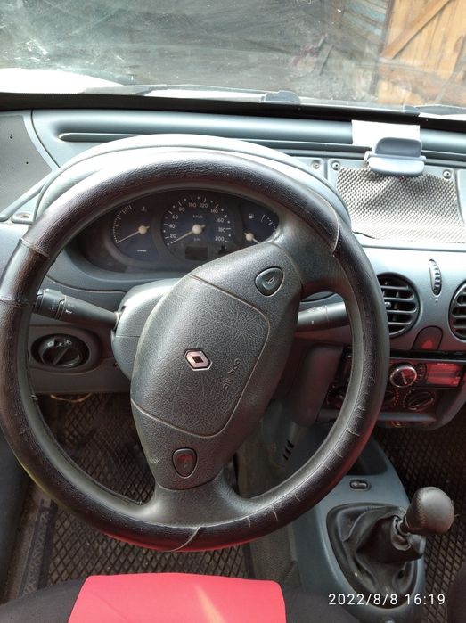 Продам машину Renault Kengoо