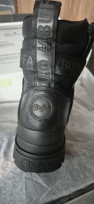 Śniegowce Buffalo 40 z brokatem