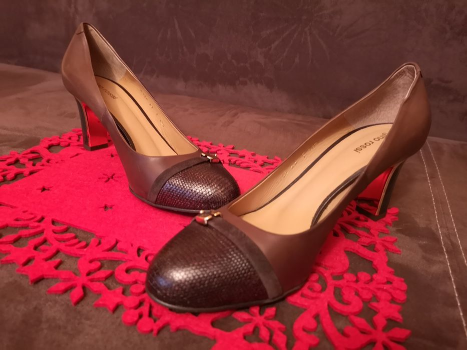 Półbuty Gino Rossi r. 39